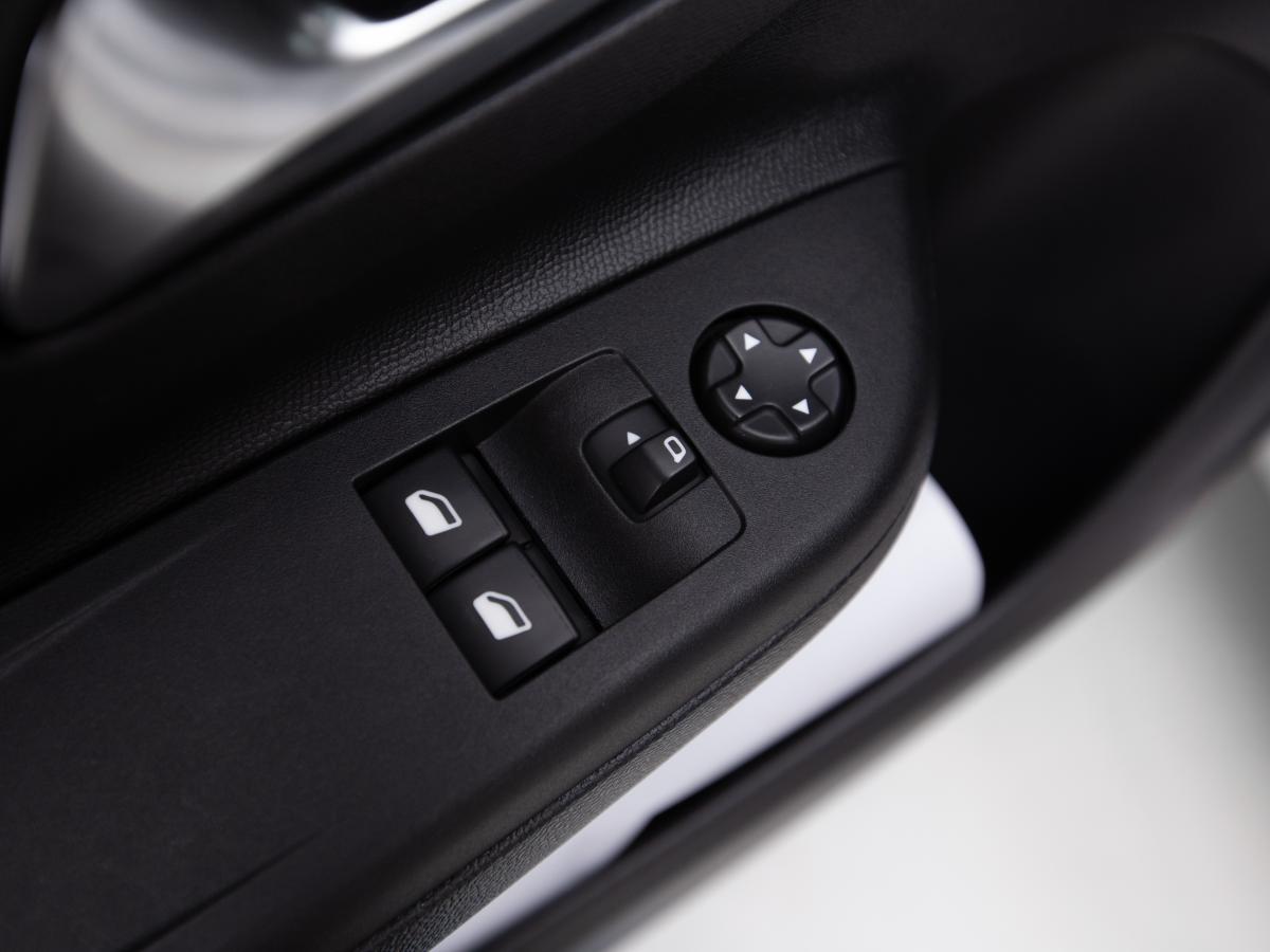 opel-corsa-2021-diesel-1499cc