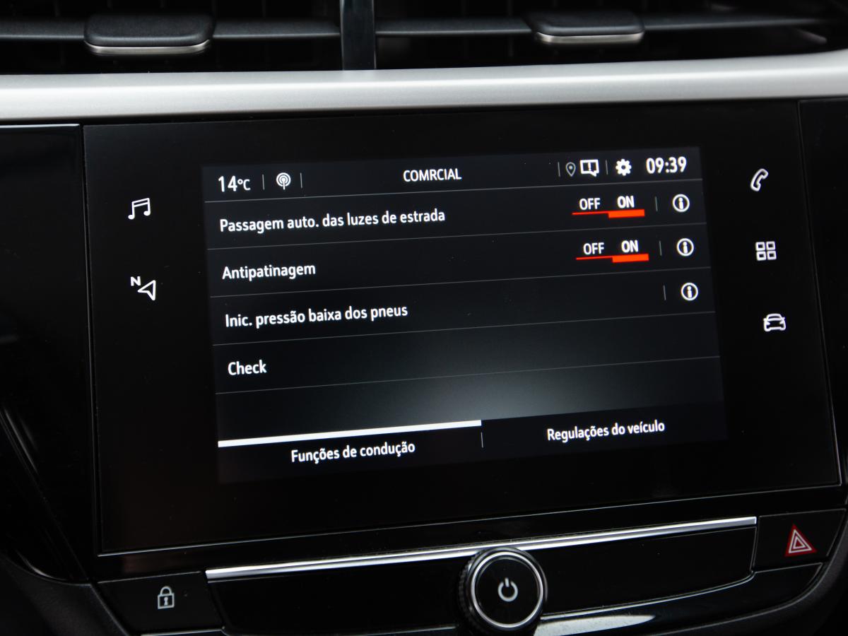 opel-corsa-2021-diesel-1499cc