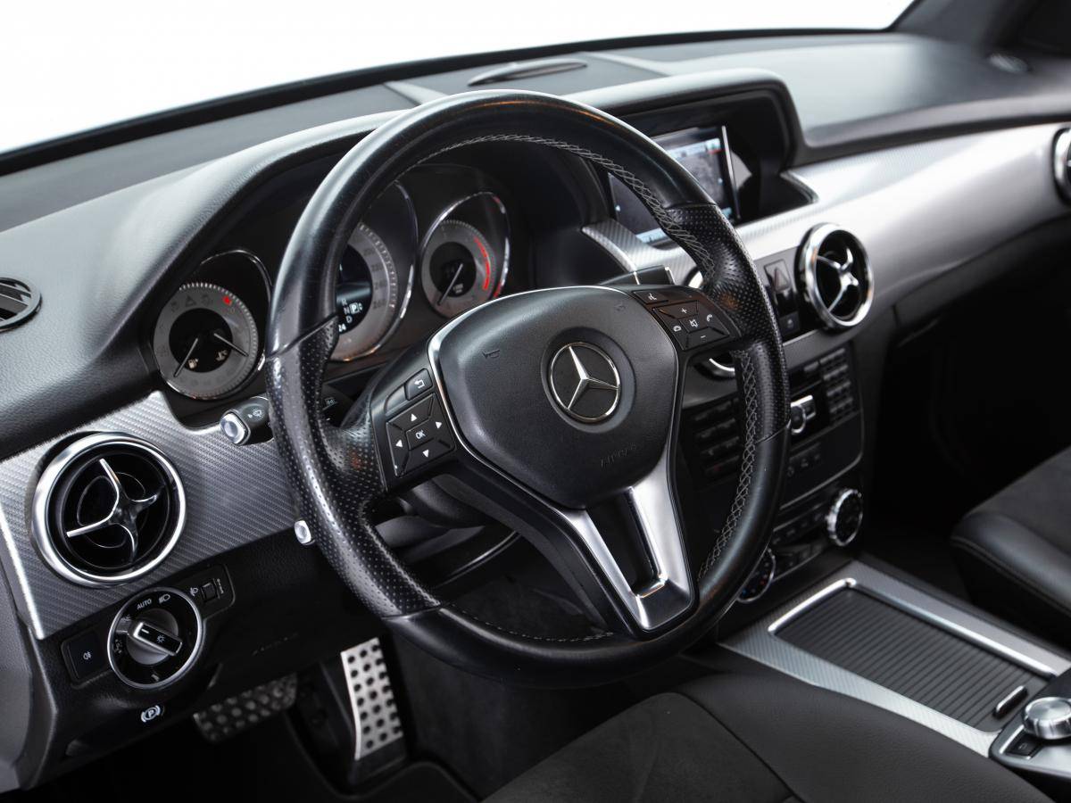 mercedes-benz-220-2013-diesel-2143cc