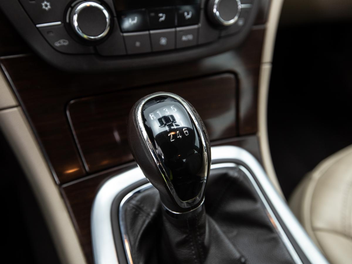 opel-insignia-2009-diesel-1956cc