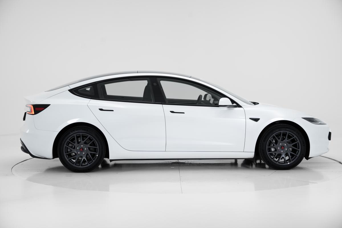 tesla-model-3-2024-eletrico-0cc