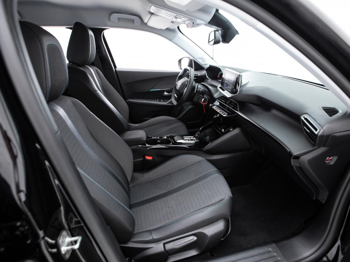 peugeot-2008-2022-diesel-1499cc