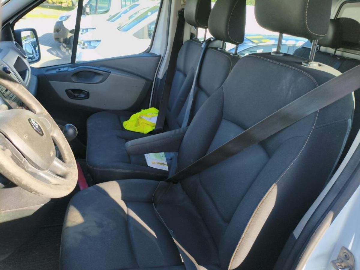 renault-trafic-2017-diesel-1598cc