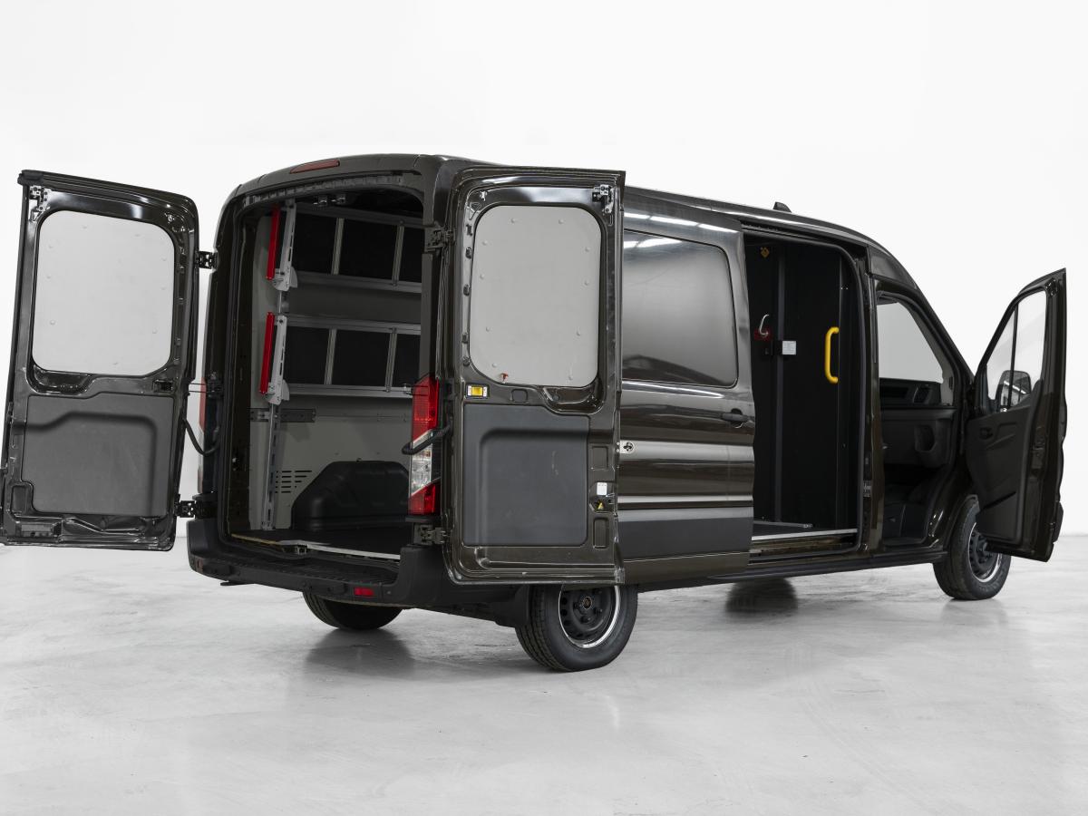 ford-transit-2023-diesel-1995cc