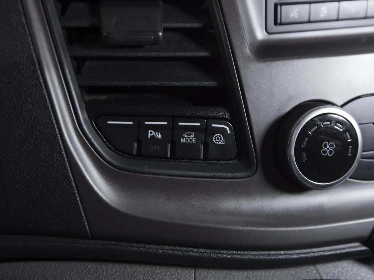 ford-transit-2023-diesel-1995cc