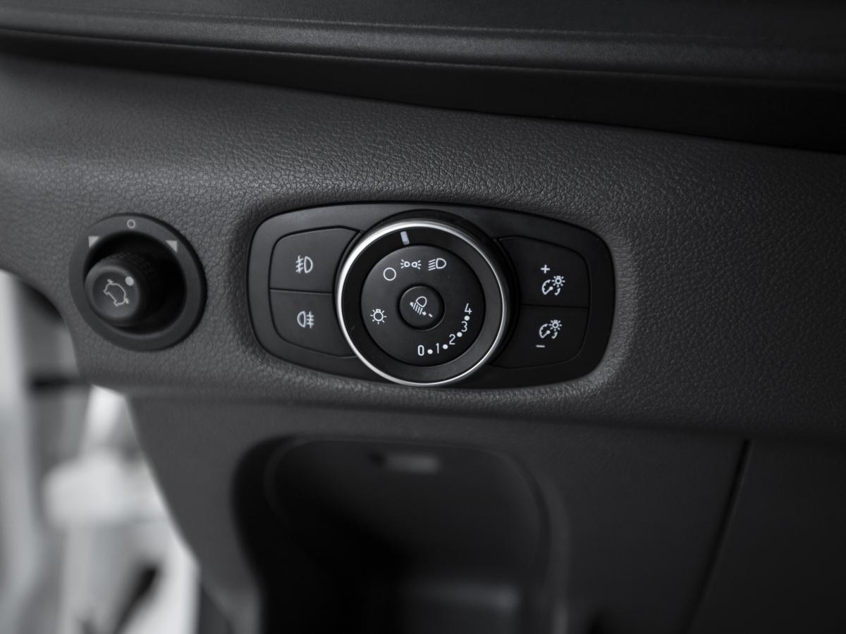 ford-transit-2021-diesel-1995cc