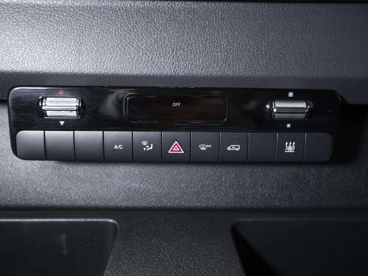 mercedes-benz-sprinter-2021-diesel-2143cc