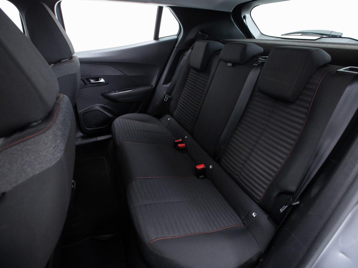 peugeot-e-2008-2022-eletrico-0cc