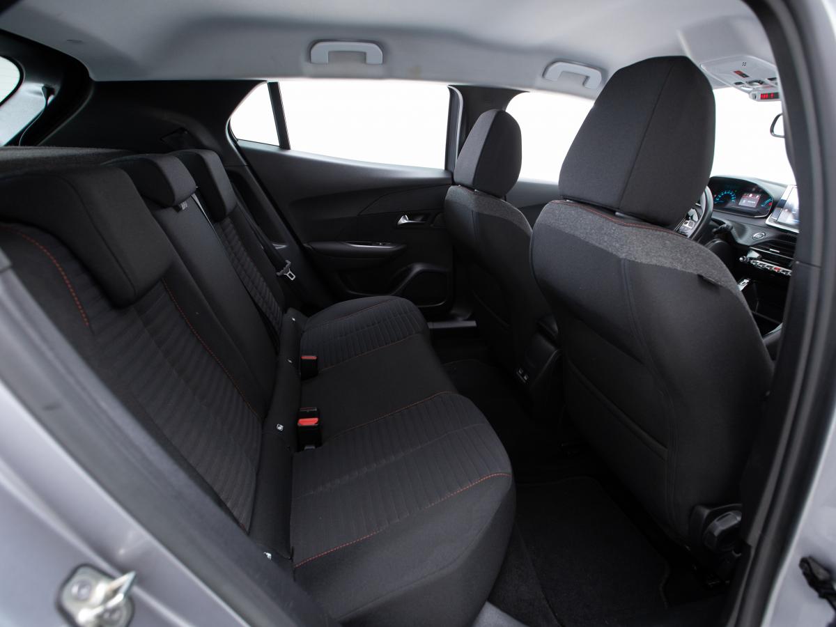 peugeot-e-2008-2022-eletrico-0cc