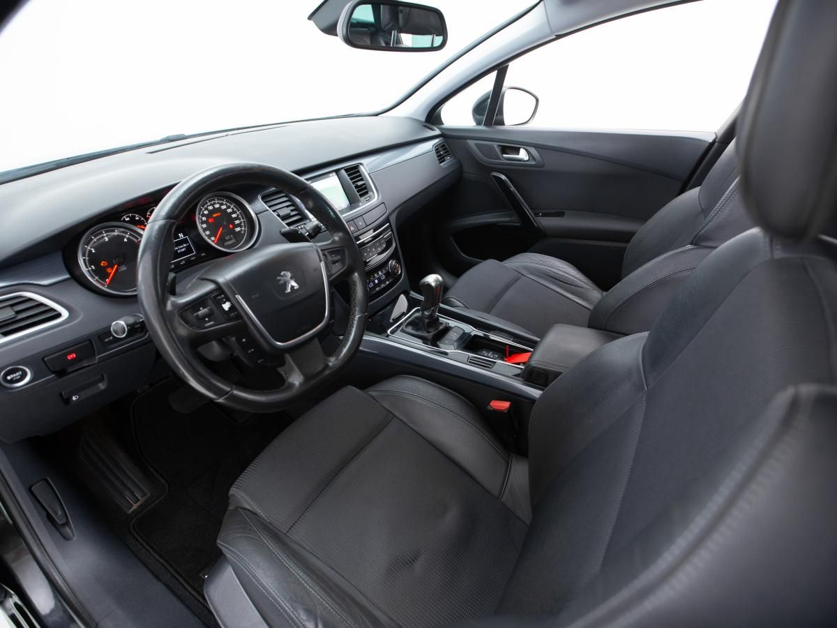 peugeot-508-sw-2015-diesel-1560cc