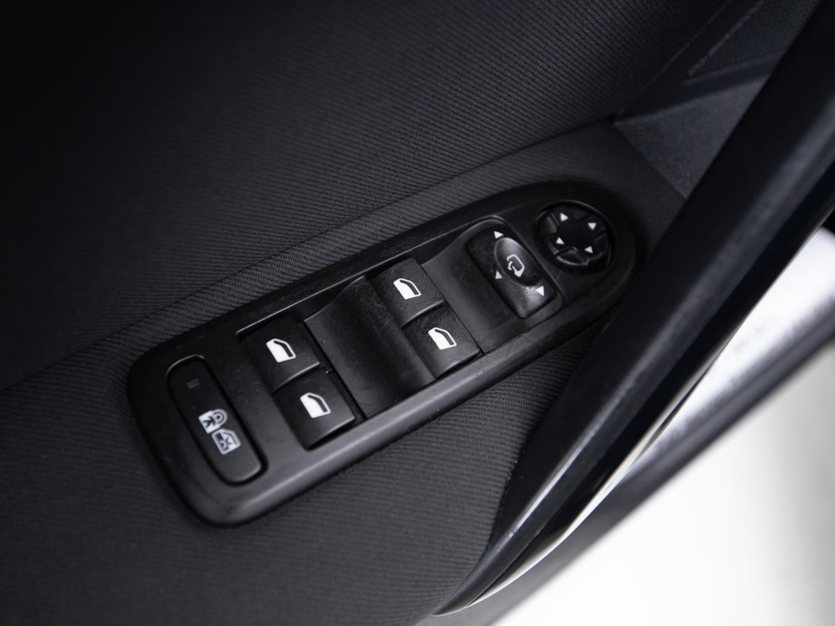 peugeot-508-sw-2015-diesel-1560cc