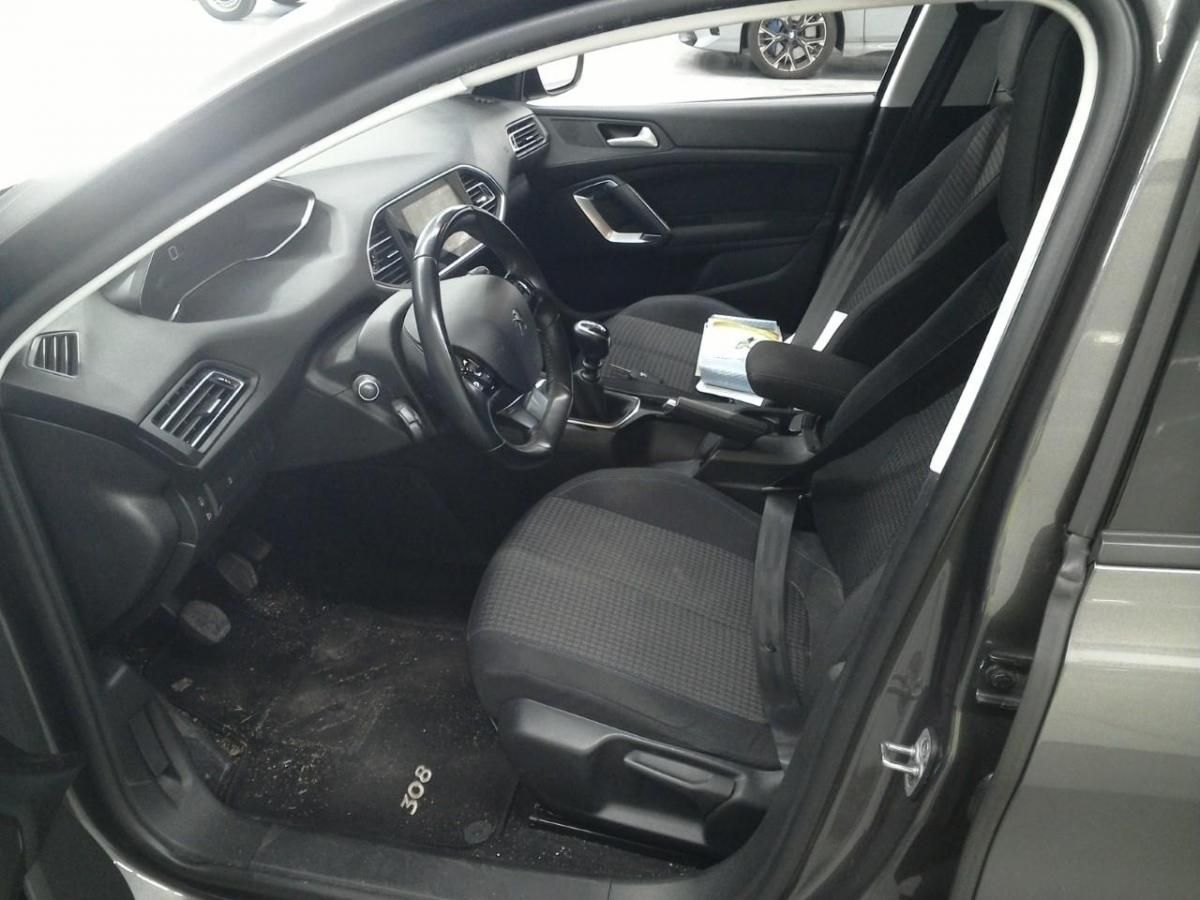 peugeot-308-2020-diesel-1499cc