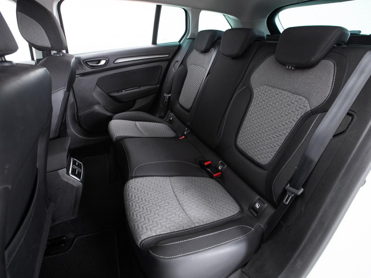 renault-megane-sport-tourer-2022-diesel-1461cc