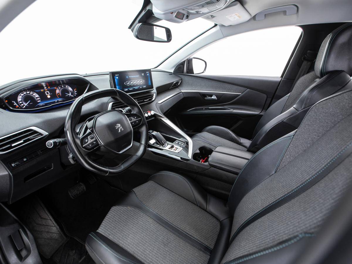 peugeot-5008-2022-gasolina-1199cc