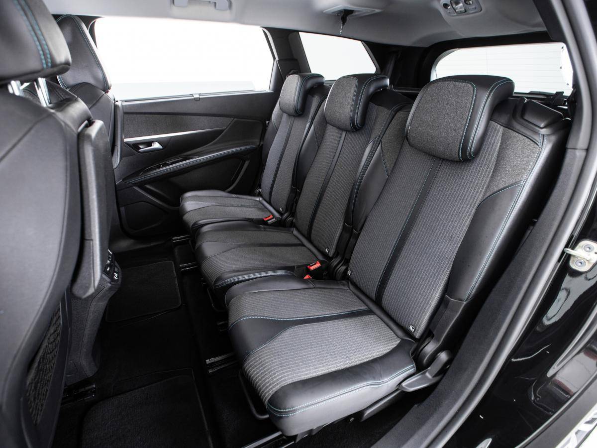 peugeot-5008-2022-gasolina-1199cc
