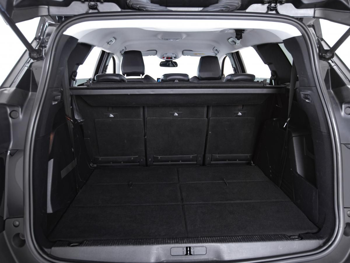 peugeot-5008-2022-gasolina-1199cc