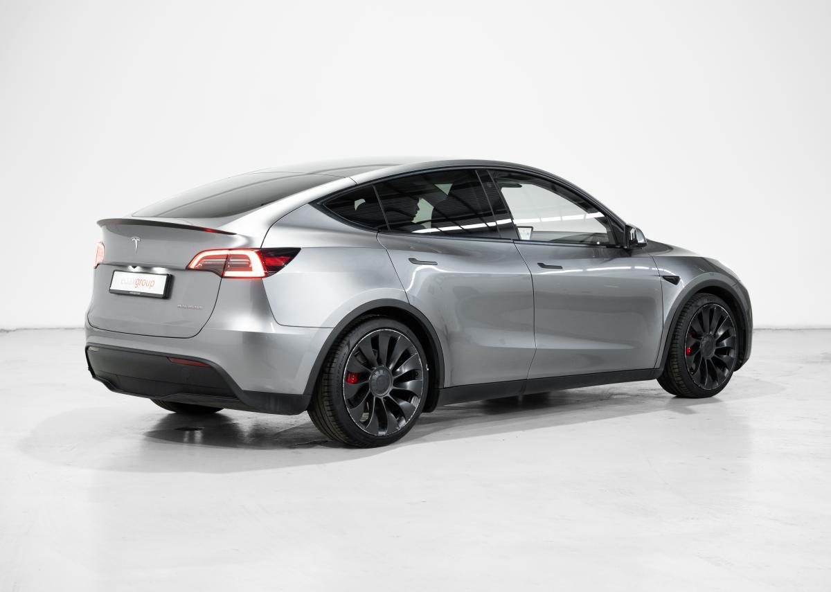 tesla-model-y-2022-eletrico-0cc