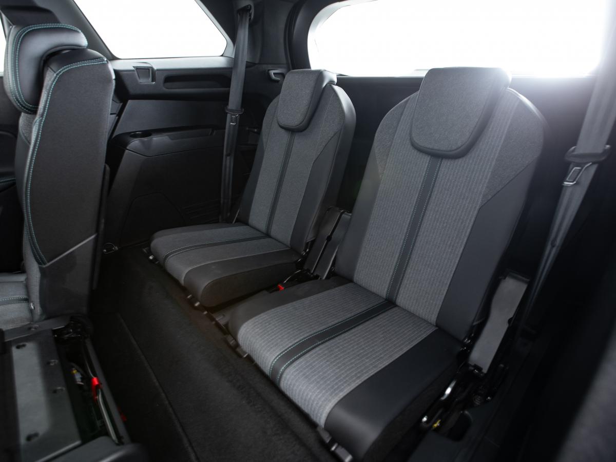 peugeot-5008-2024-diesel-1499cc