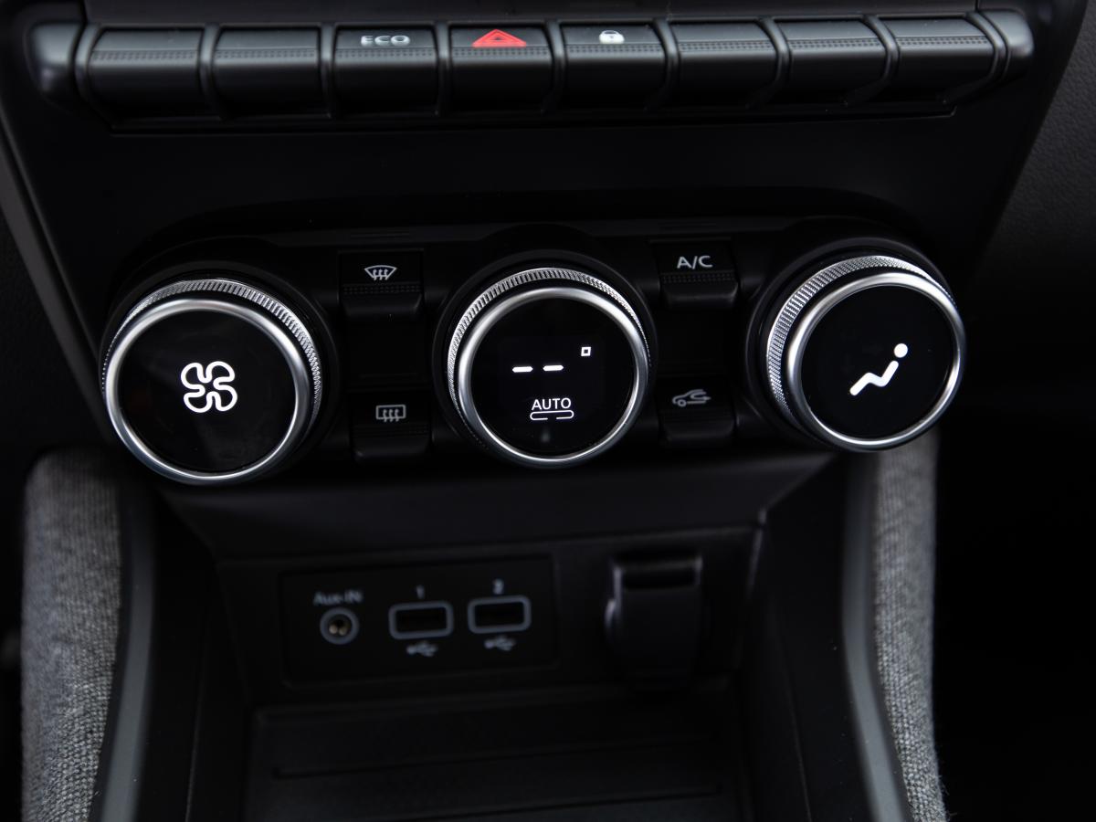 renault-zoe-2020-eletrico-0cc