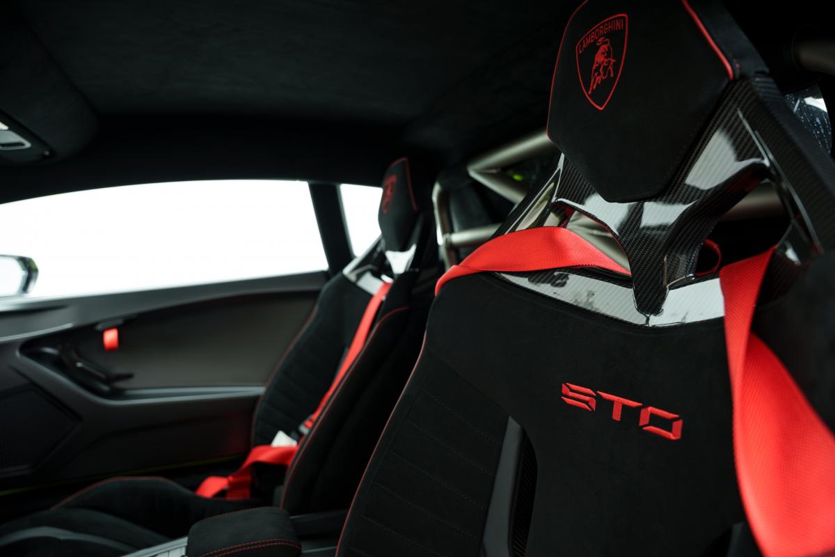lamborghini-huracan-2022-gasolina-5204cc