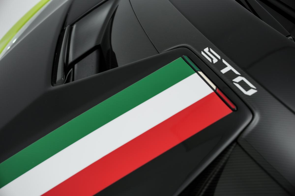 lamborghini-huracan-2022-gasolina-5204cc