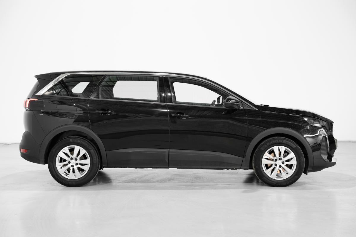 peugeot-5008-2023-diesel-1499cc