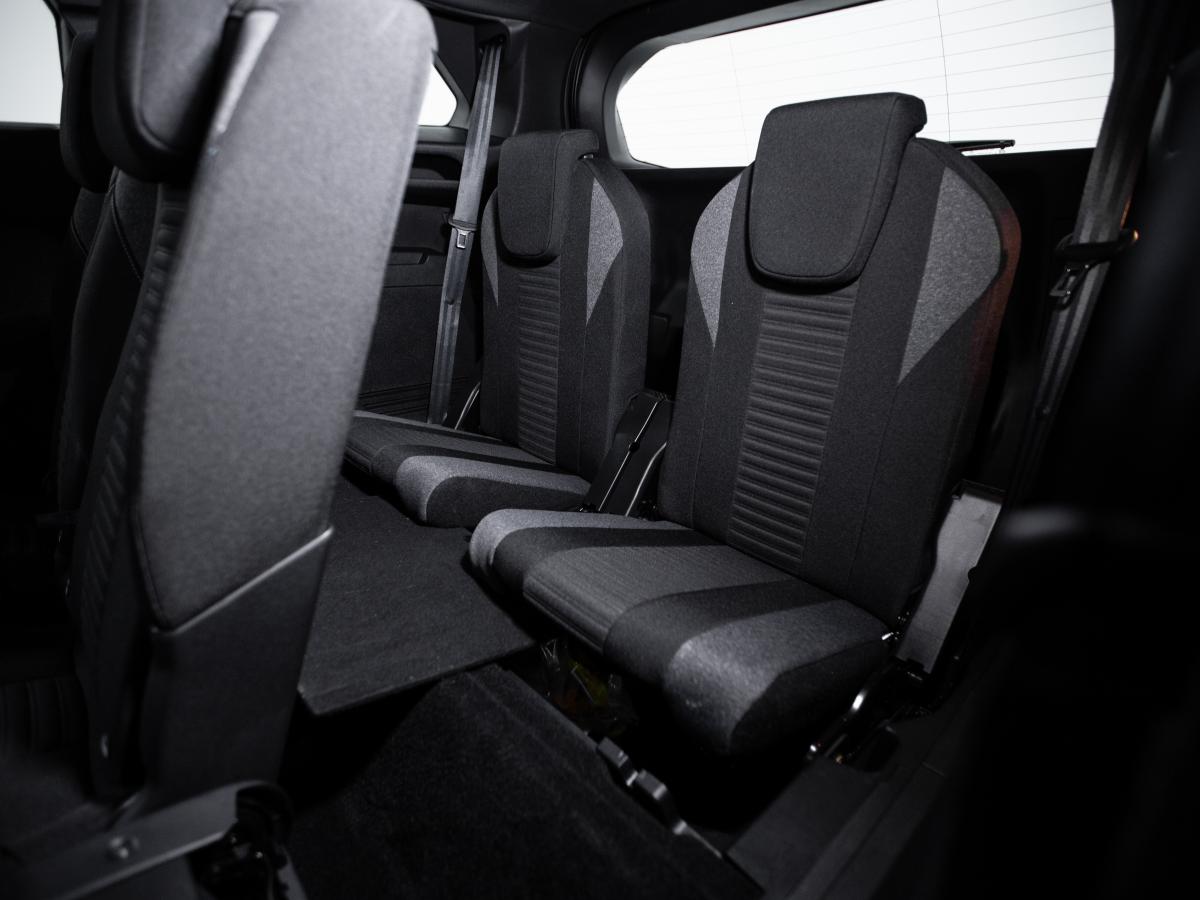 peugeot-5008-2023-diesel-1499cc