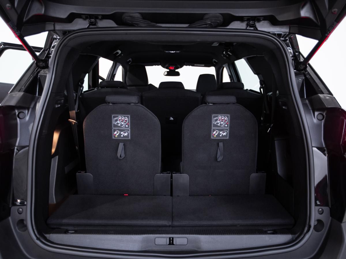 peugeot-5008-2023-diesel-1499cc