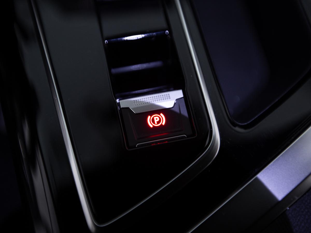 peugeot-5008-2023-diesel-1499cc