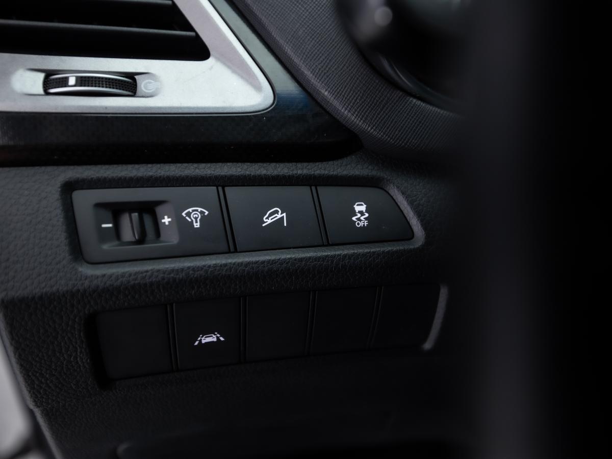 hyundai-santa-fe-2015-diesel-2199cc