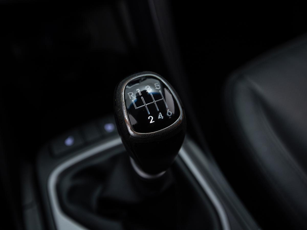 hyundai-santa-fe-2015-diesel-2199cc