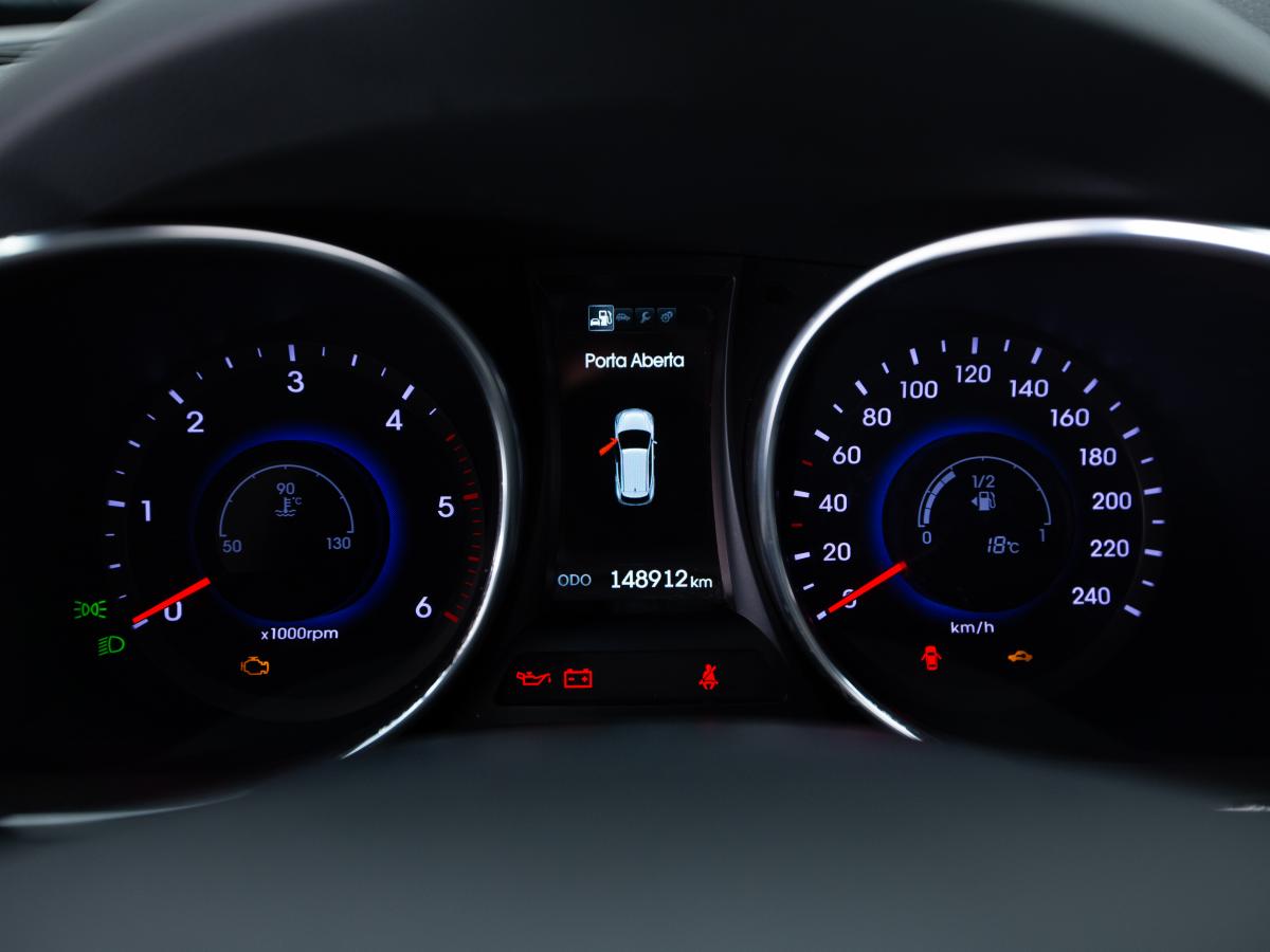 hyundai-santa-fe-2015-diesel-2199cc