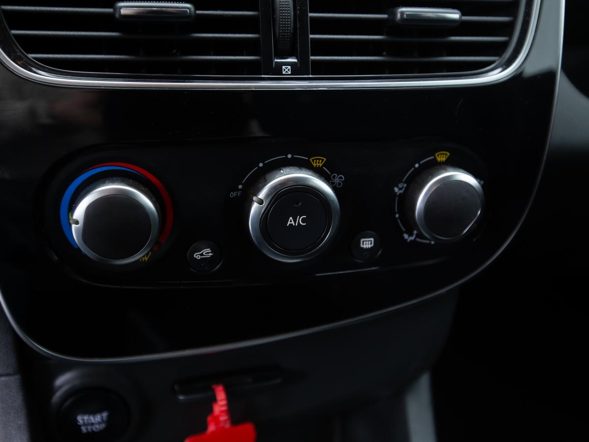 renault-clio-sport-tourer-2018-diesel-1461cc