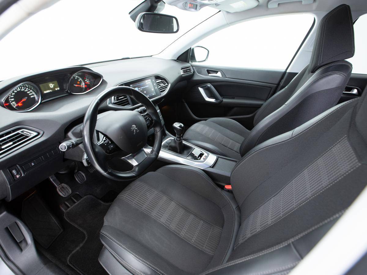 peugeot-308-sw-2019-gasolina-1199cc
