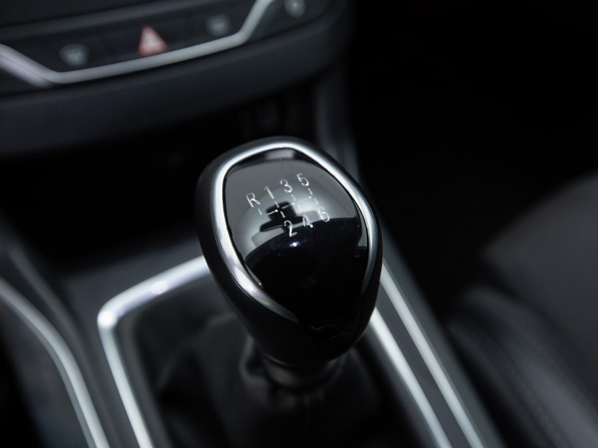 peugeot-308-sw-2019-gasolina-1199cc