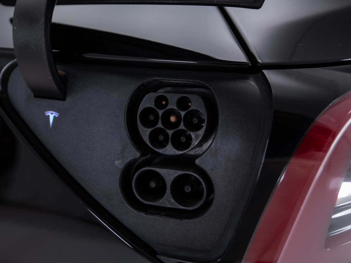 tesla-model-3-2019-eletrico-0cc