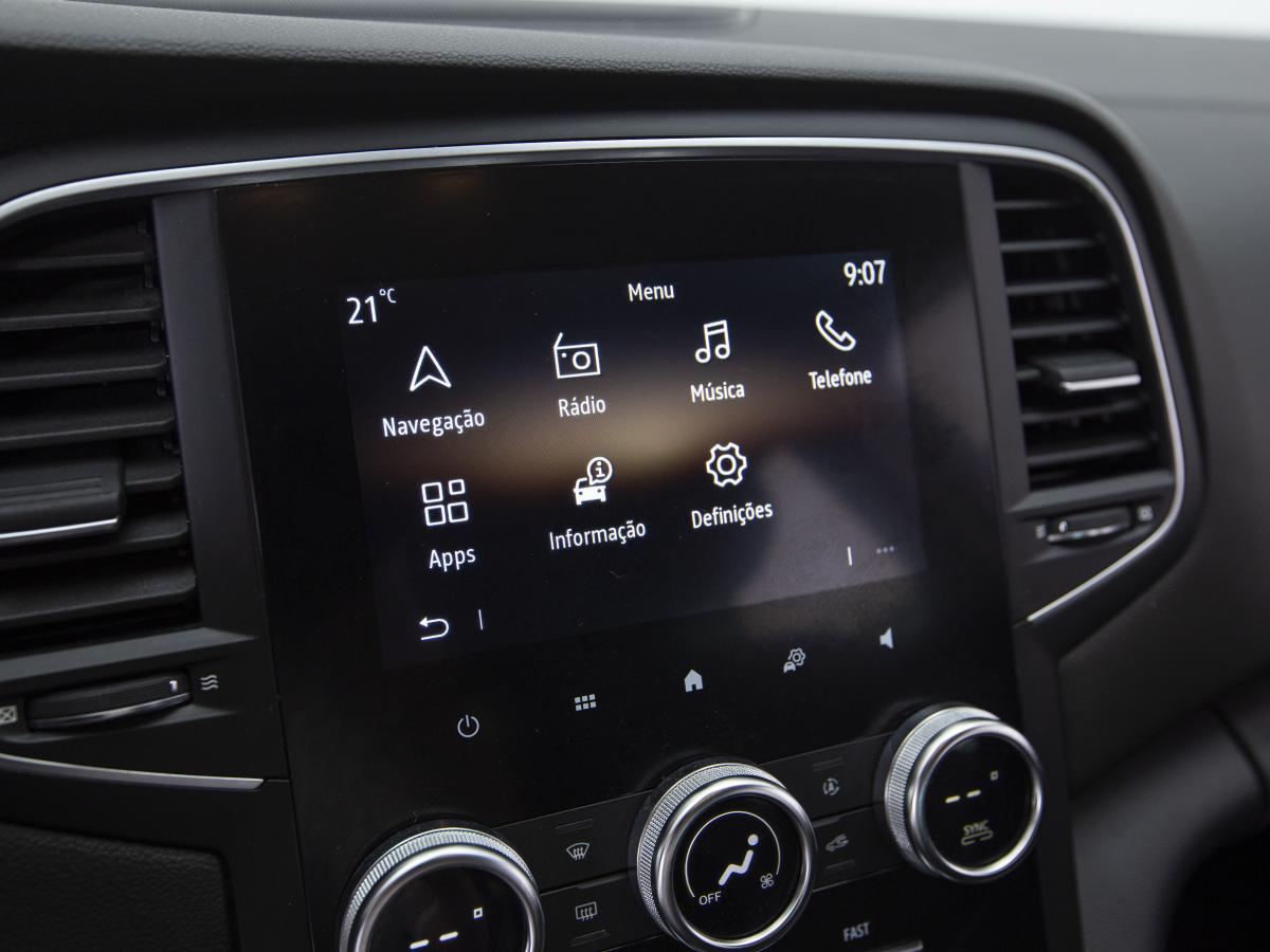 renault-megane-sport-tourer-2023-diesel-1461cc