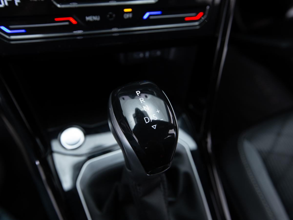 volkswagen-t-roc-2023-gasolina-1498cc