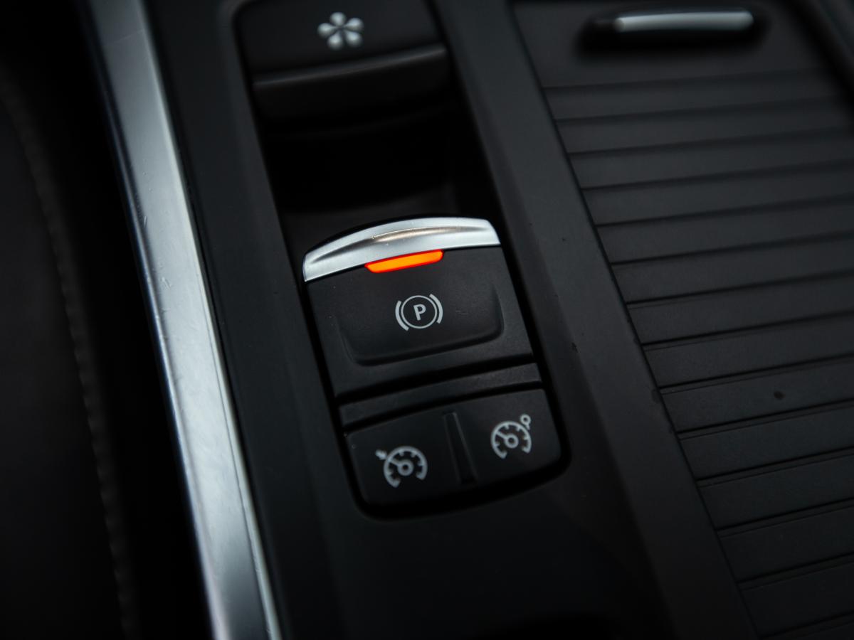 renault-megane-sport-tourer-2020-diesel-1461cc