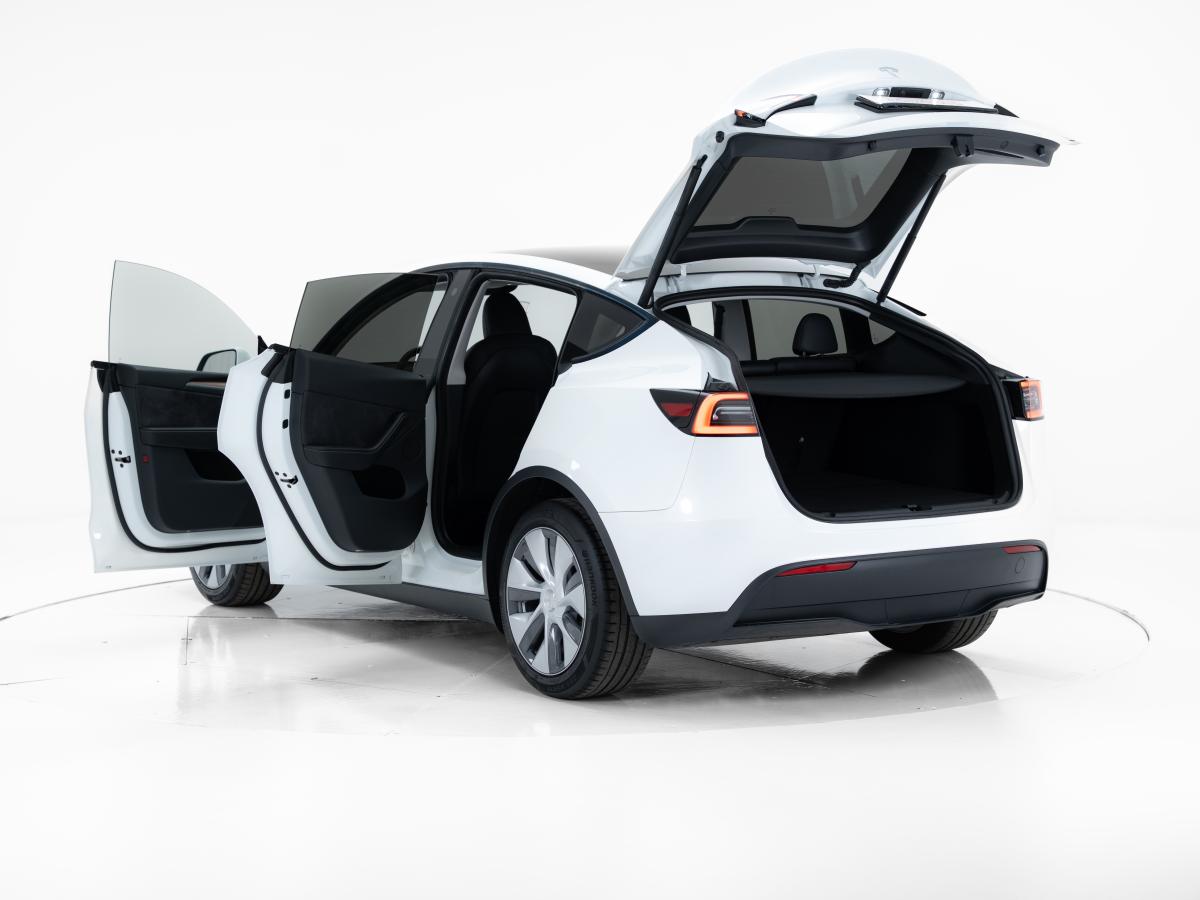 tesla-model-y-2023-eletrico-0cc