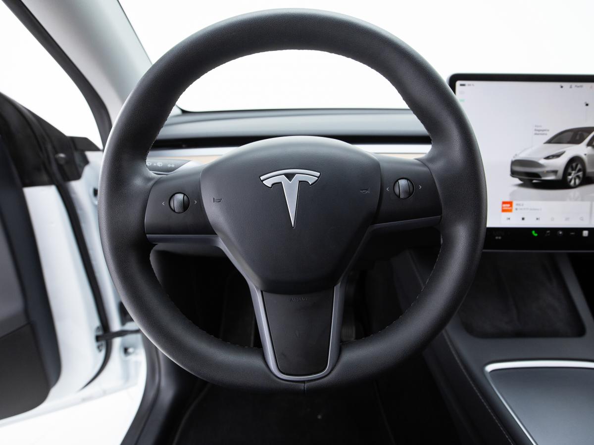 tesla-model-y-2023-eletrico-0cc