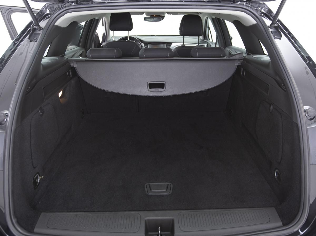 opel-astra-sport-tourer-2022-diesel-1496cc