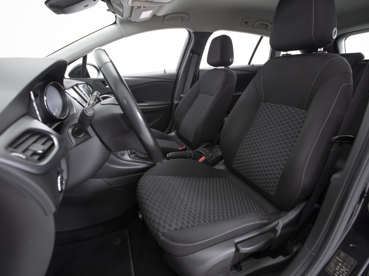 opel-astra-sport-tourer-2022-diesel-1496cc