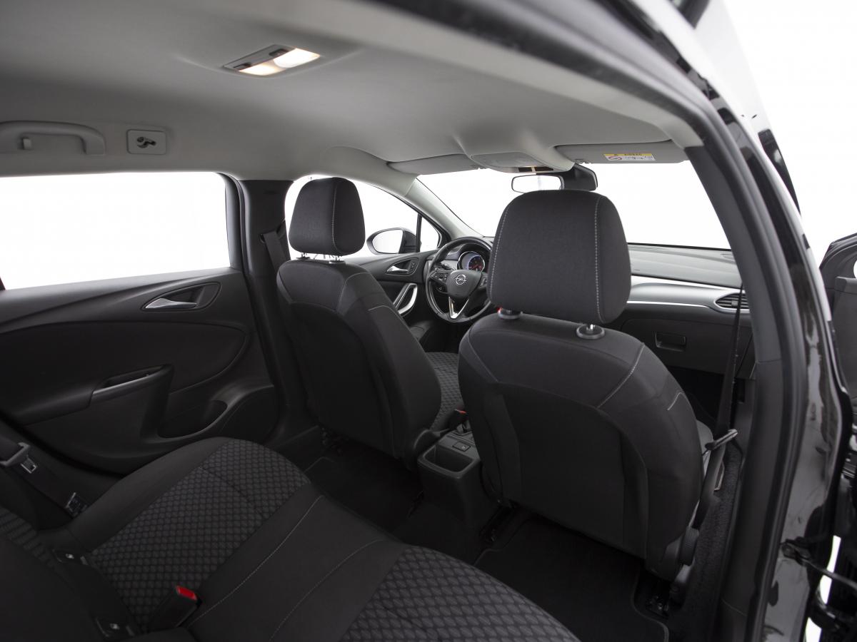 opel-astra-sport-tourer-2022-diesel-1496cc