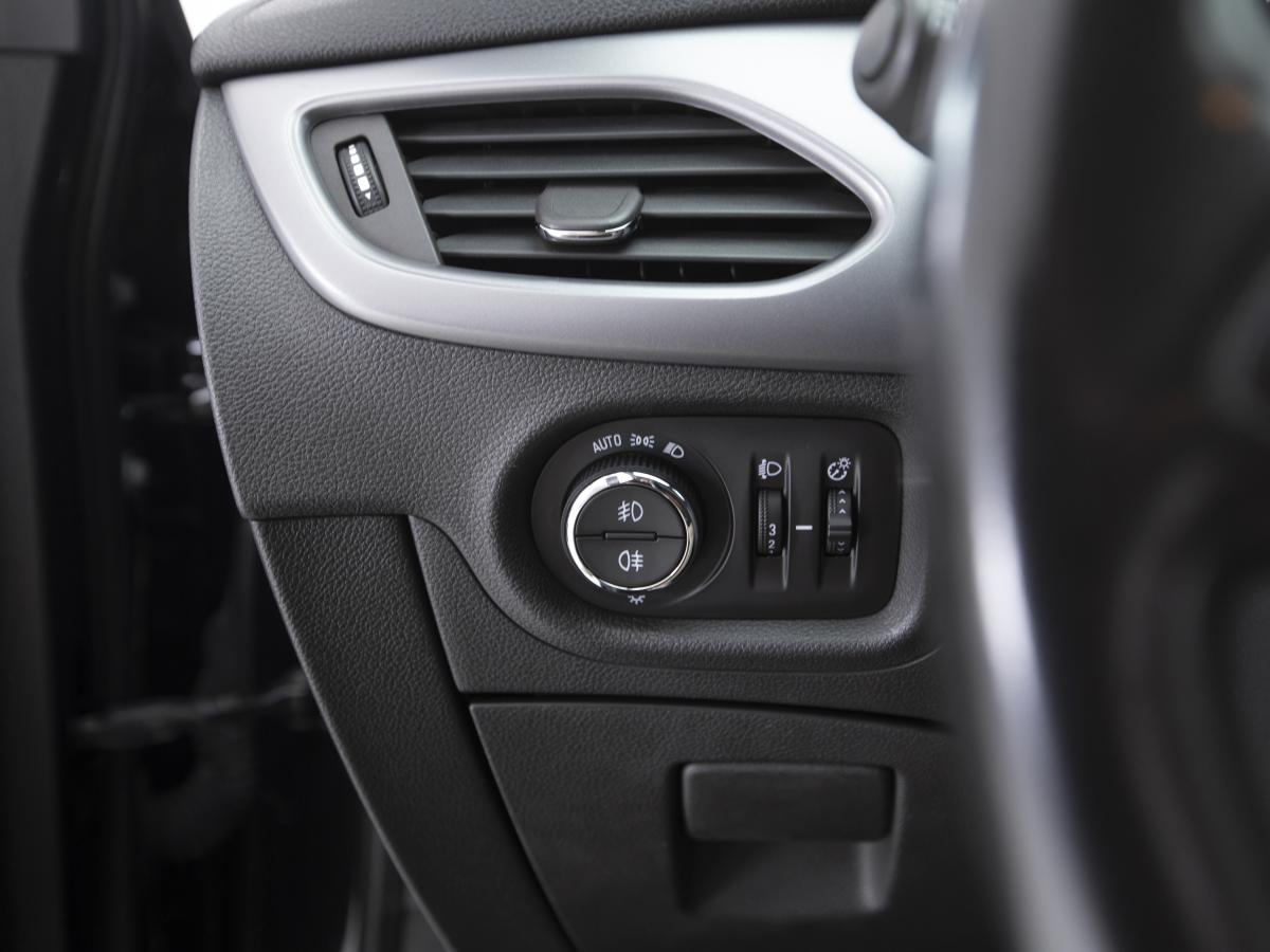 opel-astra-sport-tourer-2022-diesel-1496cc