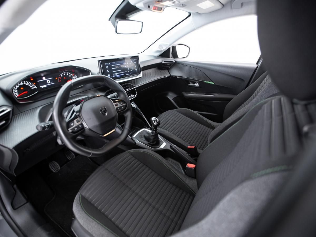 peugeot-208-2024-gasolina-1199cc