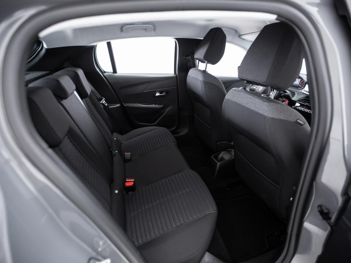 peugeot-208-2024-gasolina-1199cc