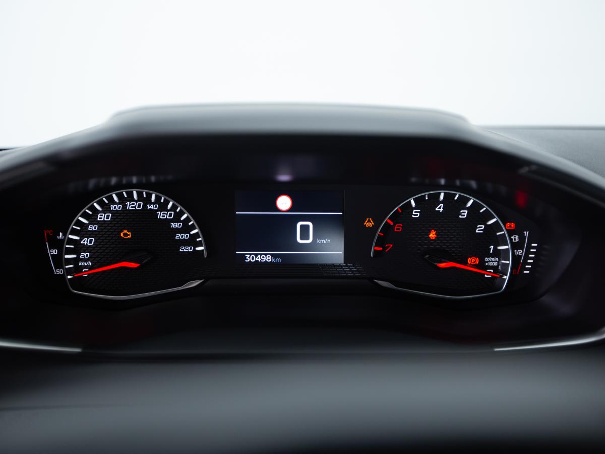 peugeot-208-2024-gasolina-1199cc
