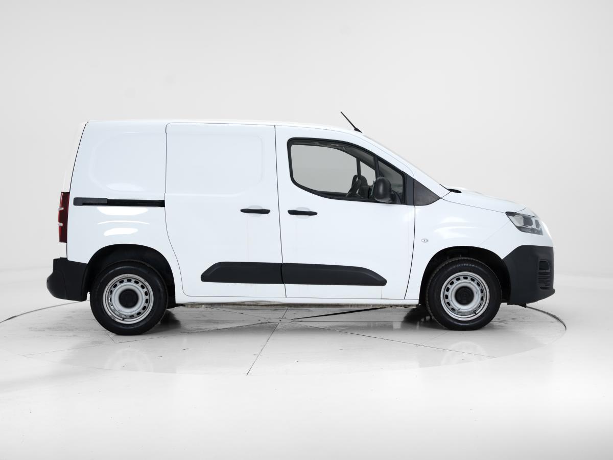 citroen-berlingo-2021-diesel-1499cc