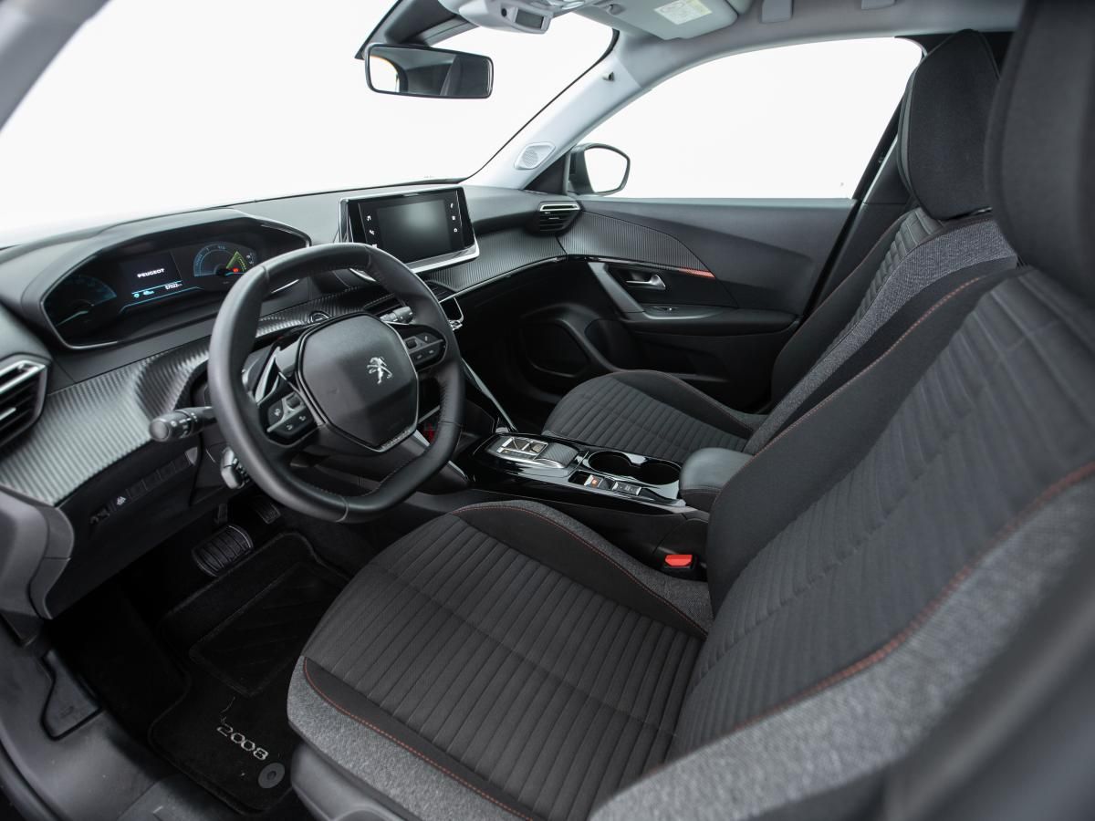 peugeot-e-2008-2022-eletrico-0cc